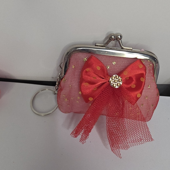 Sanrio Red Mesh Mini Bag with Bow + GIFT - Picture 3 of 5